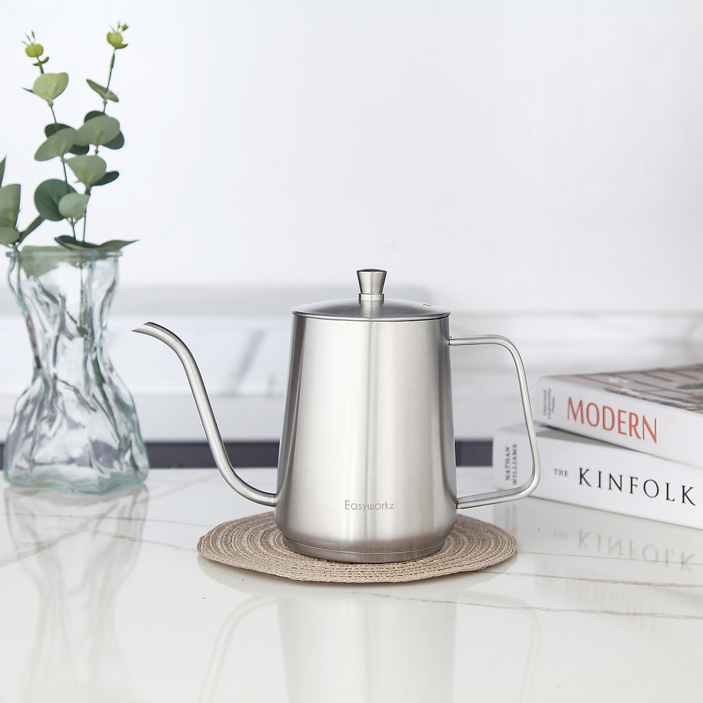Easyworkz Gooseneck Pour Over Coffee Kettle 30 fl oz / 900 ml Stainless Steel Hand Drip Coffee Pot with Long Narrow Spout Suitable for Induction Cookers, Silver
