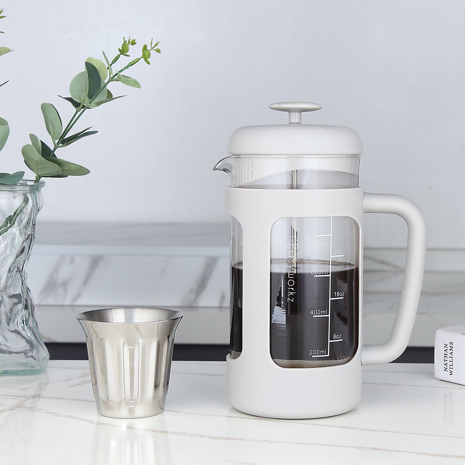 Easyworkz French Press 34 fl.oz / 1000 ml Kaffeeteebereiter mit Borosilikatglas, Soft-Grip-Griff, Hellgrau