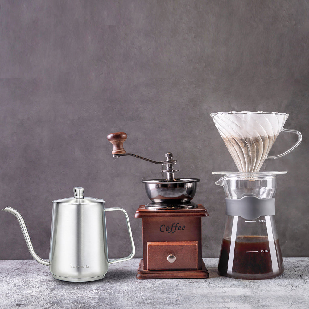 Easyworkz Gooseneck Pour Over Coffee Kettle 30 fl oz / 900 ml Stainless Steel Hand Drip Coffee Pot with Long Narrow Spout Suitable for Induction Cookers, Silver